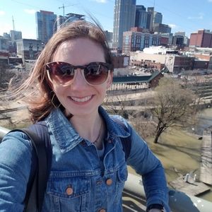 Meet your Posher, Elizabeth